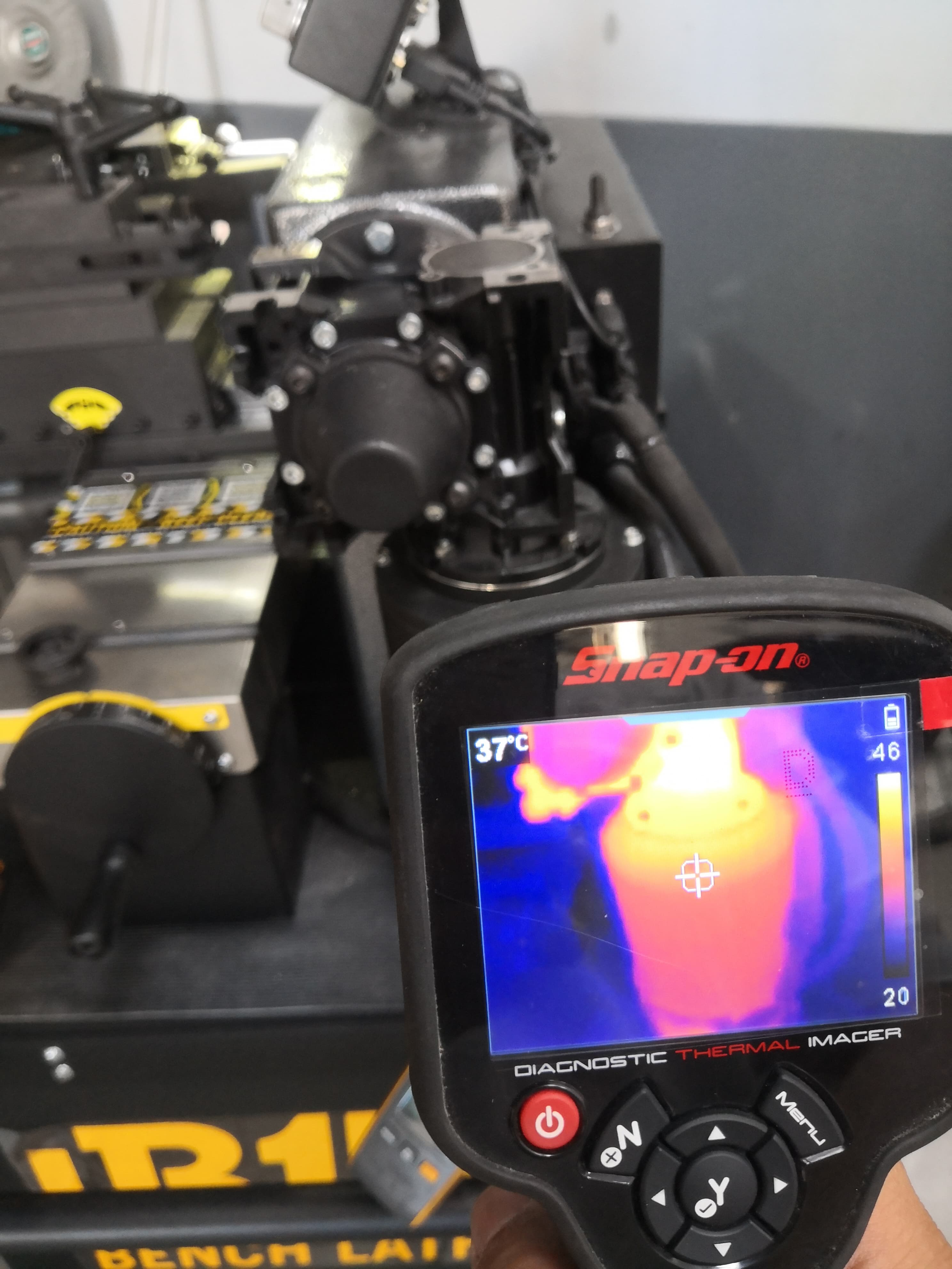 Servicio técnico especializado de Alfatec usando equipos de alta tecnología